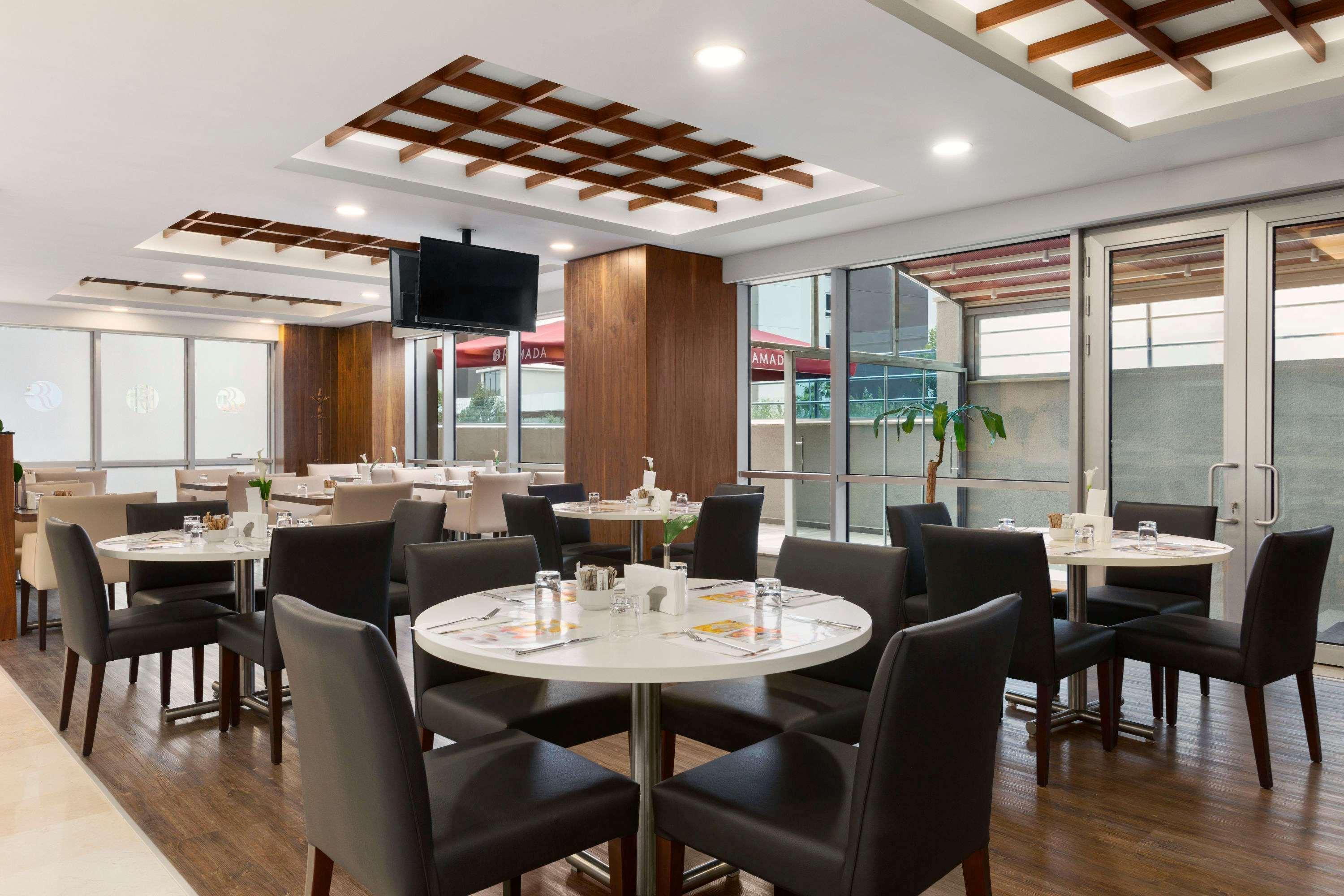 Ramada Encore Istanbul Kartal Istambul Exterior foto