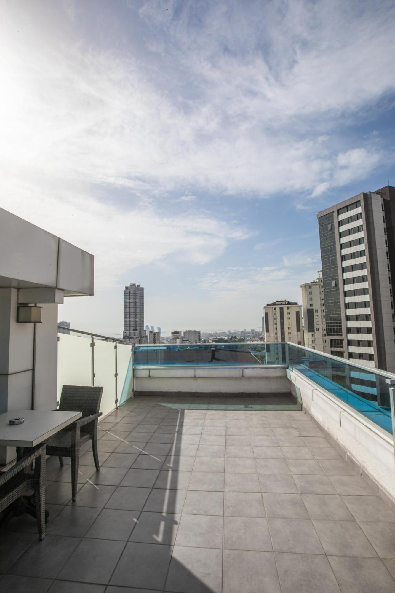 Ramada Encore Istanbul Kartal Istambul Exterior foto